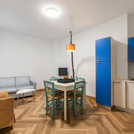 Apartment Casa Piera, 5 Min Drive From Como, Modern