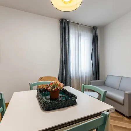 Apartment Casa Piera, 5 Min Drive From Como, Modern Colico