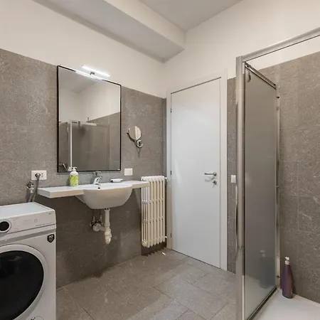 Casa Piera, 5 Min Drive From Como, Modern Colico