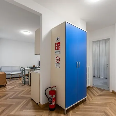 Apartment Casa Piera, 5 Min Drive From Como, Modern *